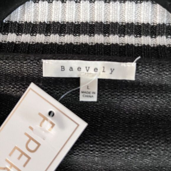 BaeVely The Lindale Distressed Detail V Neck Sweater Size Large Charcoal NWT - Picture 5 of 13